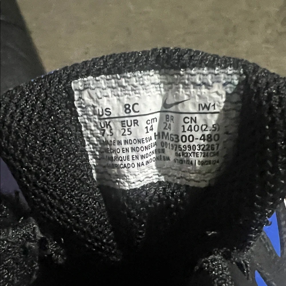 Nike Kids Black and Blue Sneakers